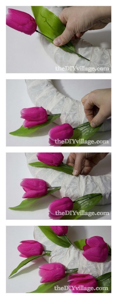 Tulip Door Wreath Tutorial by: theDIYvillage.com