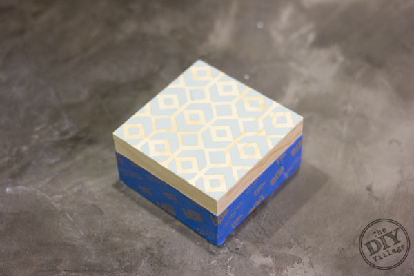 DIY Stenciled and stained jewelry box tutorial - the perfect gift idea for any woman or girl