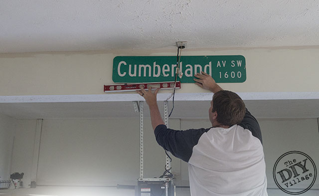 How to hang license plates without using nails