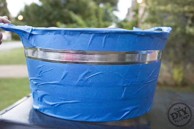 How to antique a galvanized metal bucket