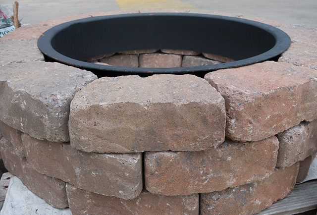 Lowe's-Fire-Pit-Kit