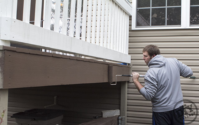 Wear and tear on your deck is normal especially if you have pets. Give your deck a weekend update, making it look good as new!