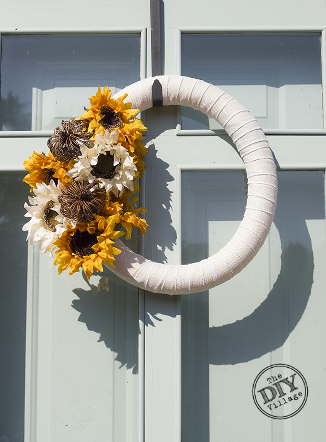 Who said a wreath has to be boring? This tutorial is great for making a sunflower wreath. Perfect for the fall or most anytime of year!