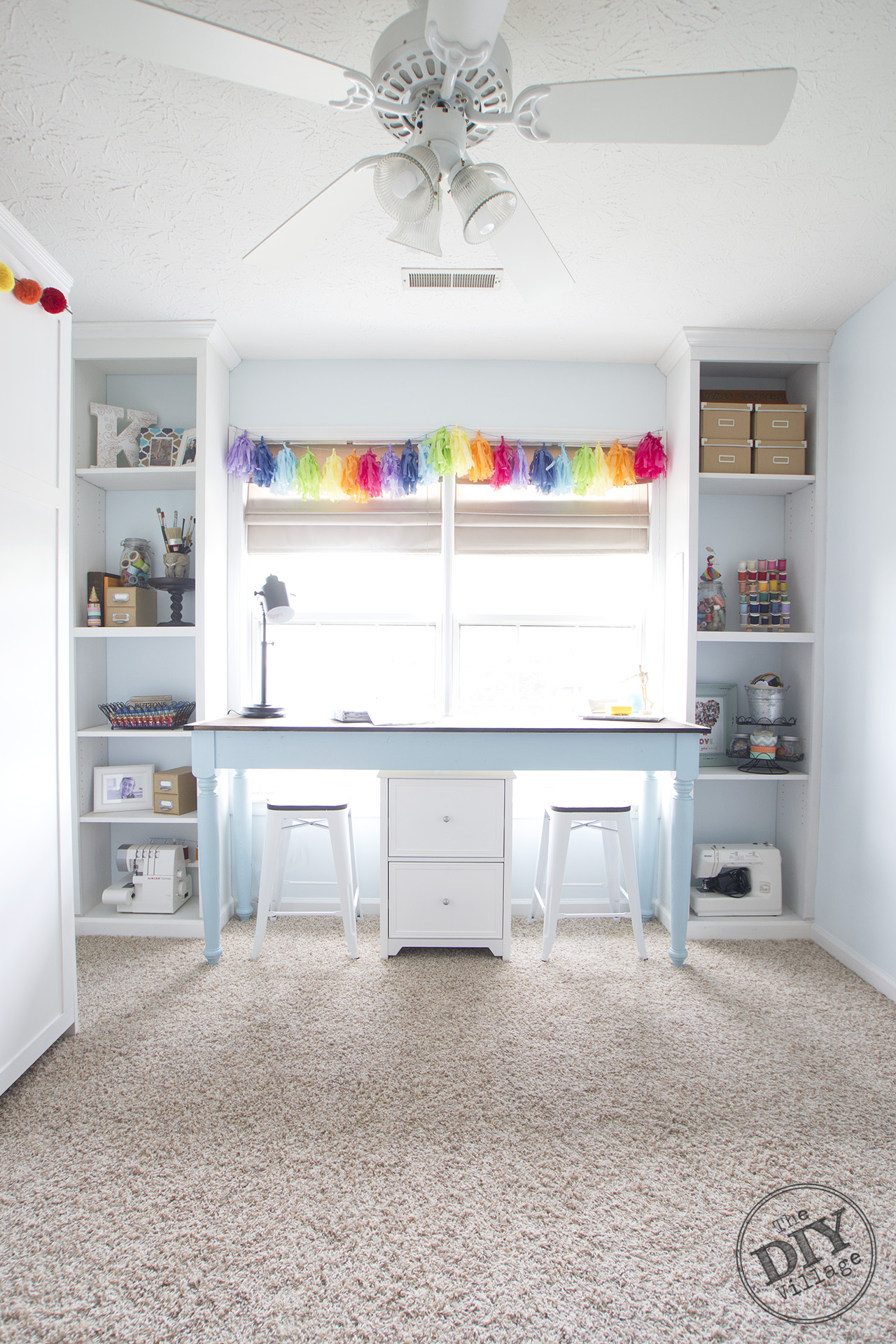 Amazing craft room makeover for under $200. 