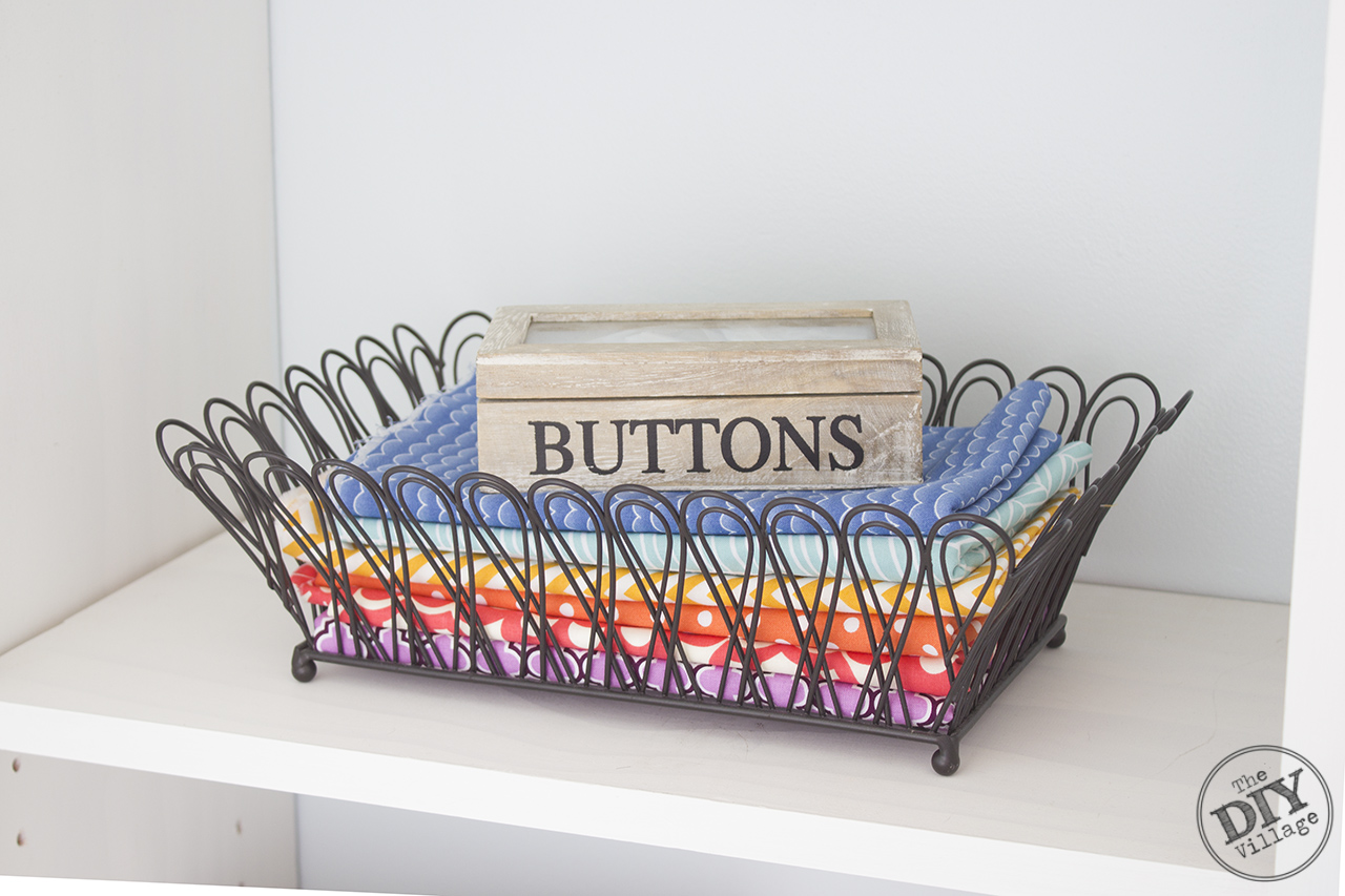Amazing craft room makeover for under $200.