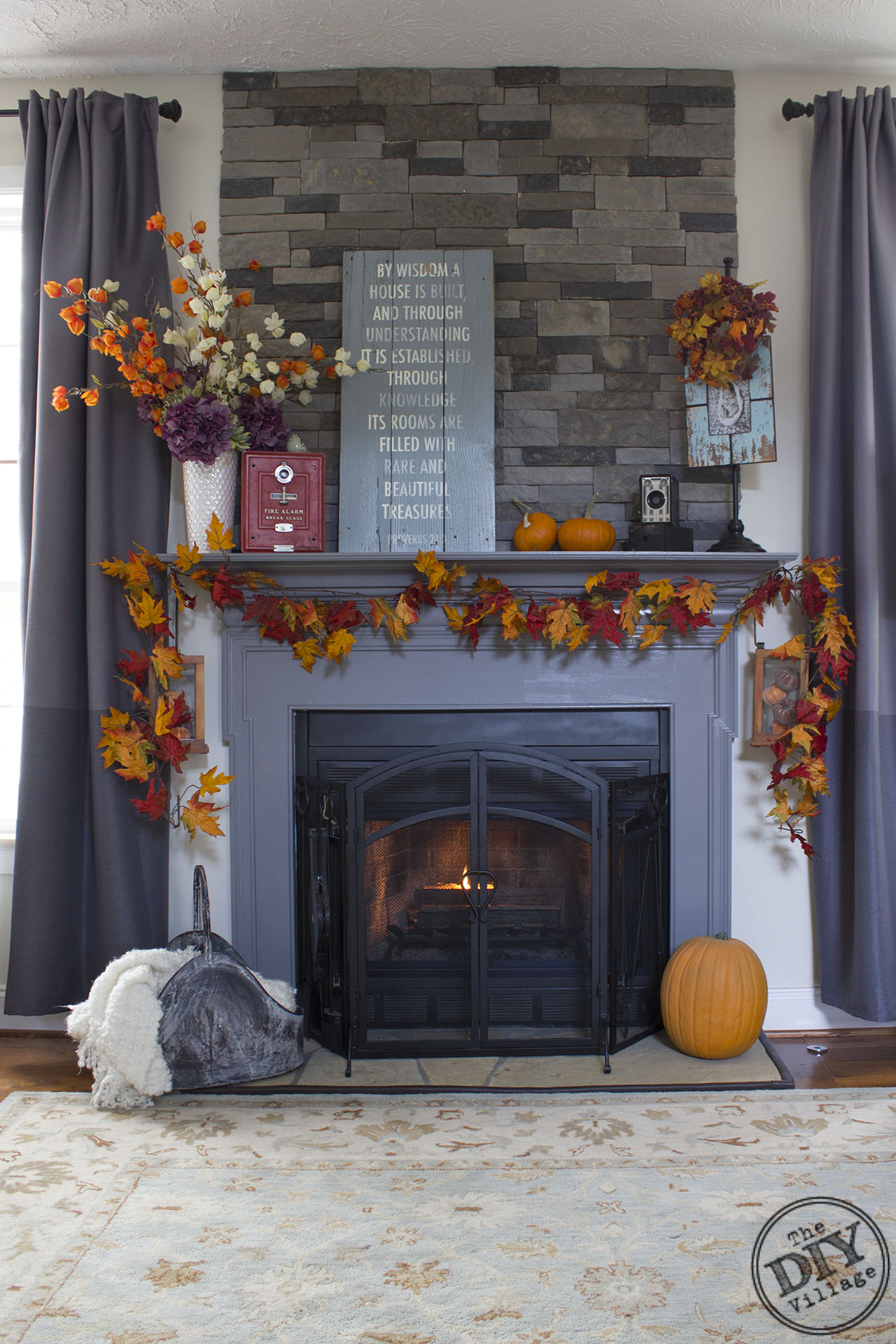 Easy tips for creating a home for cozy fall entertaining, indoors and outdoors.