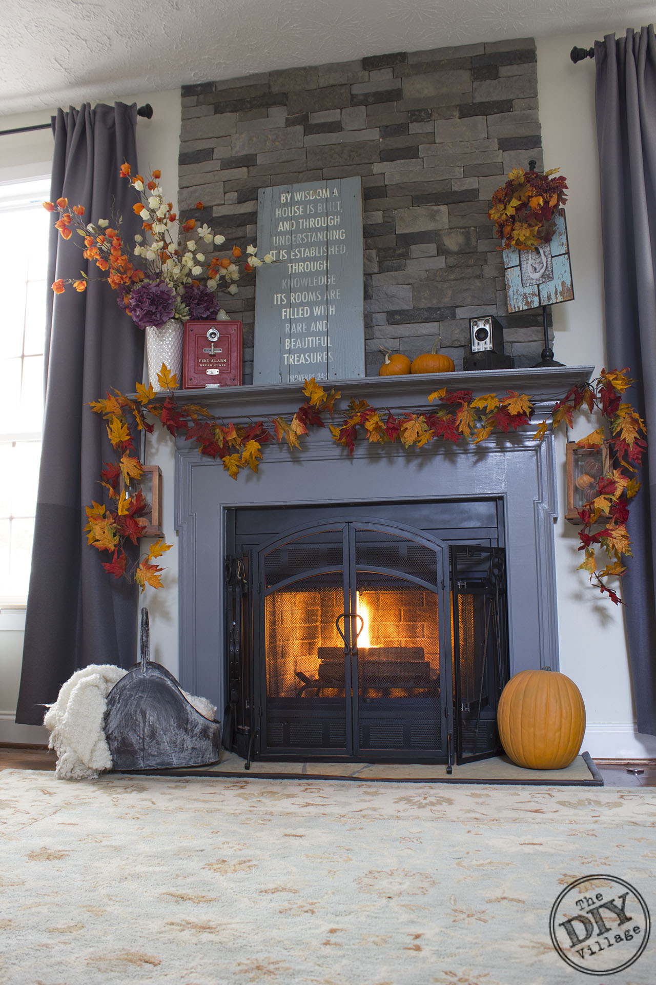 Easy tips for creating a home for cozy fall entertaining, indoors and outdoors.