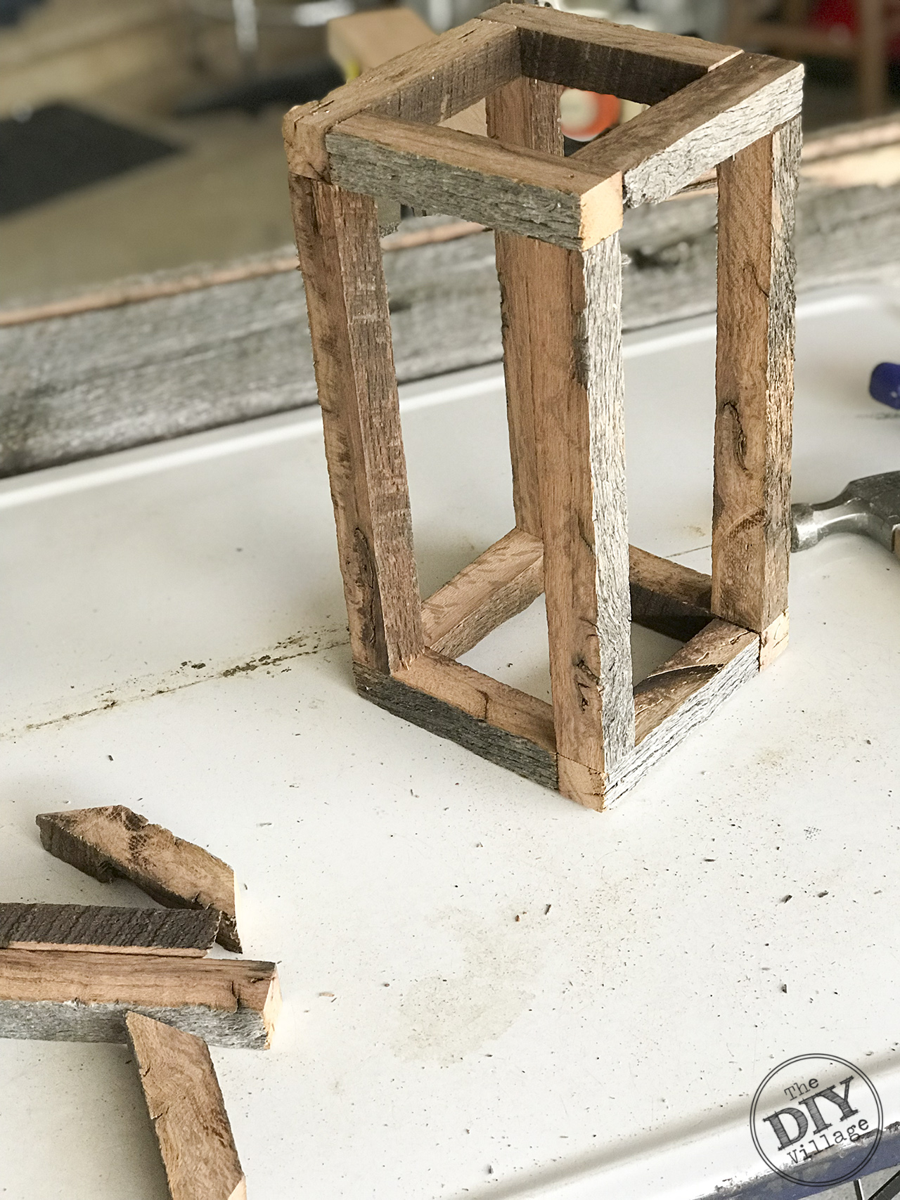 DIY Barnwood Lanterns - easy porch project - building frame #porch #diy #porchdecor #lantern #barnwood #upcycle