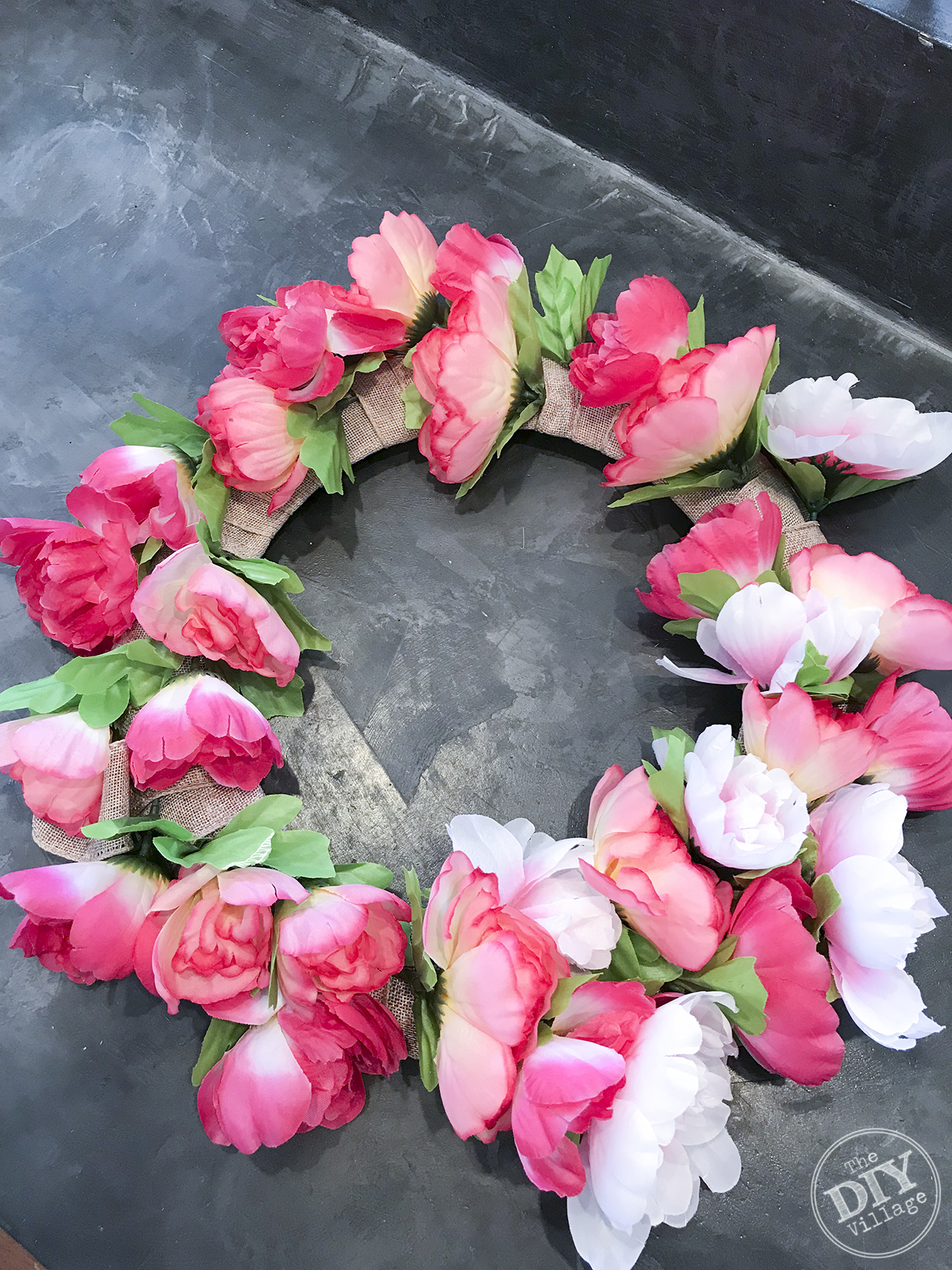 Easy pink peony wreath for under $15 #dollarstore #crafts #wreath #peony #DIY #spring #pink #frontdoors #howto