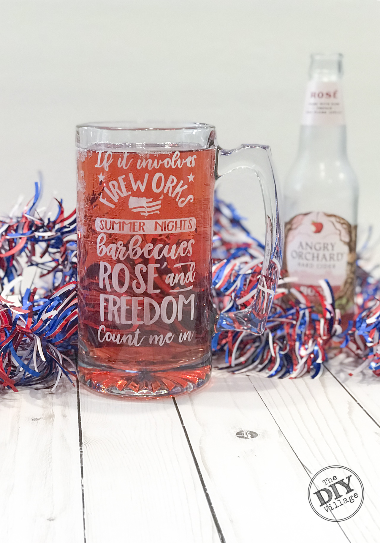 DIY Tutorial for Rose Patriotic etched mug. #patriotic #dollarstore #rose #etchedmug #glassetch #freedom