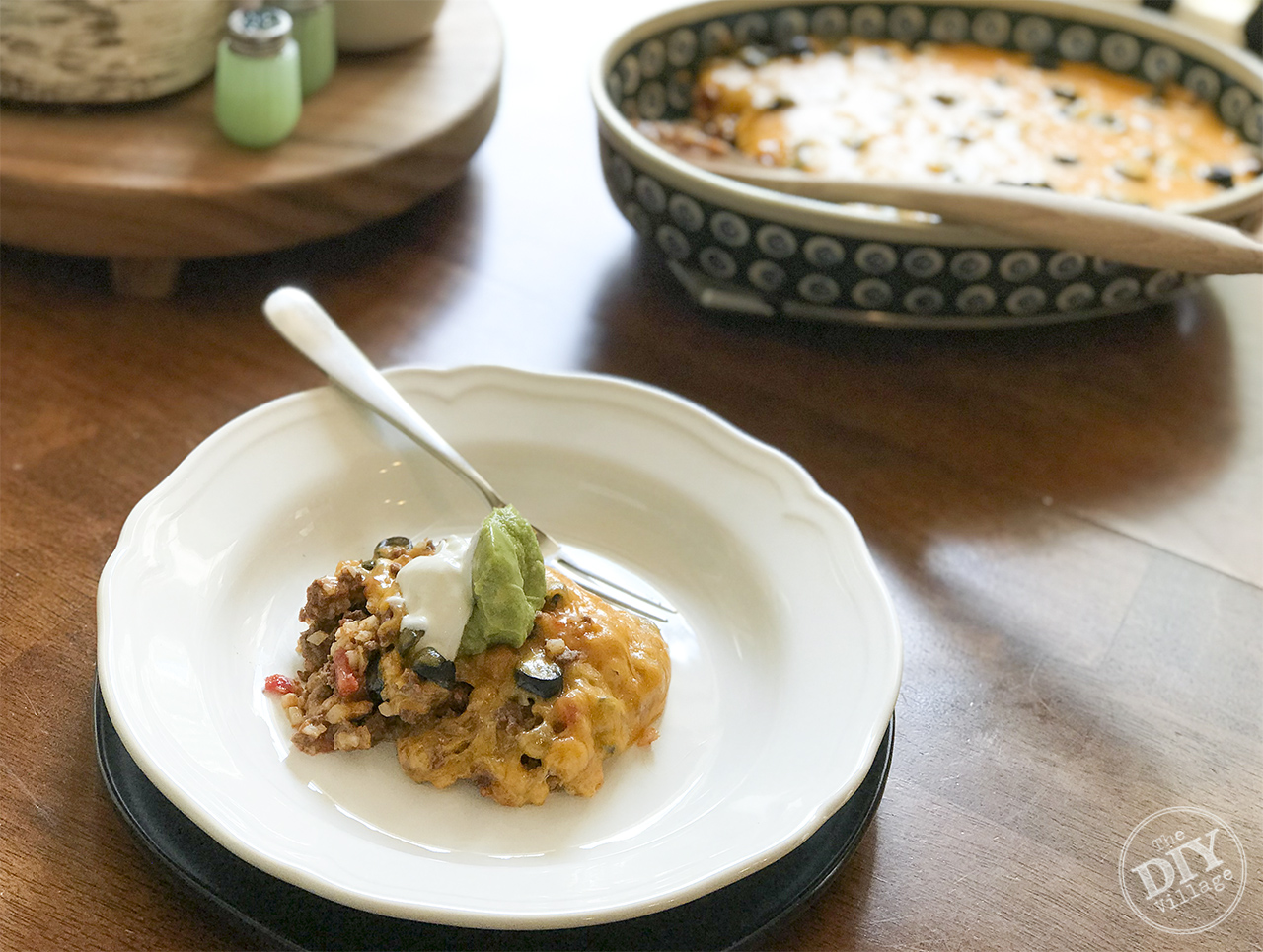 Low carb mexican casserole with riced cauliflower - keto friendly #keto #lowcarb #ricedcauliflower #healthy #ketodiet #recipes #familyfriendlyrecipe #mexican