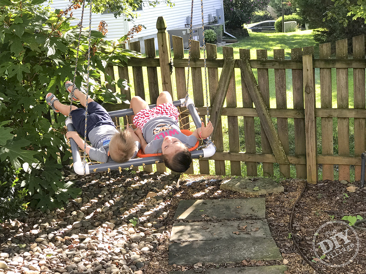 Perfect for kids - DIY platform swing tutorial. #diyswing #platformswing #sensoryswing #outdoor #ropeswing #tutorial #diy #powertoolchallenge